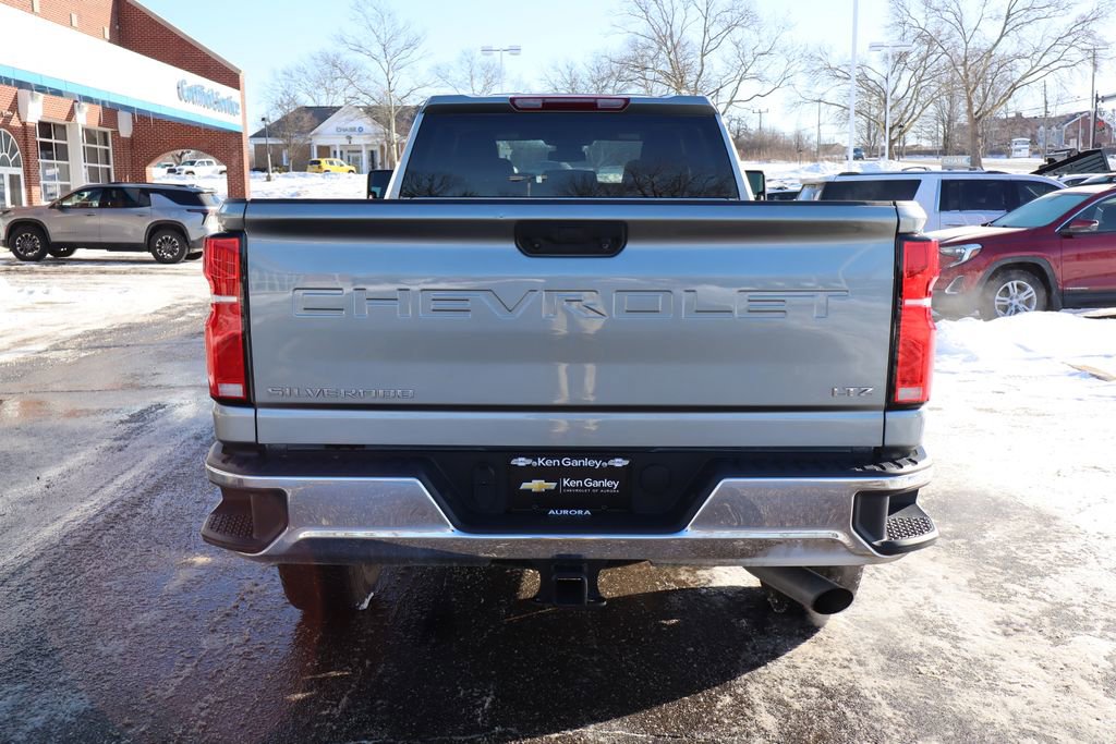 Used 2024 Chevrolet Silverado 3500 LTZ image 36