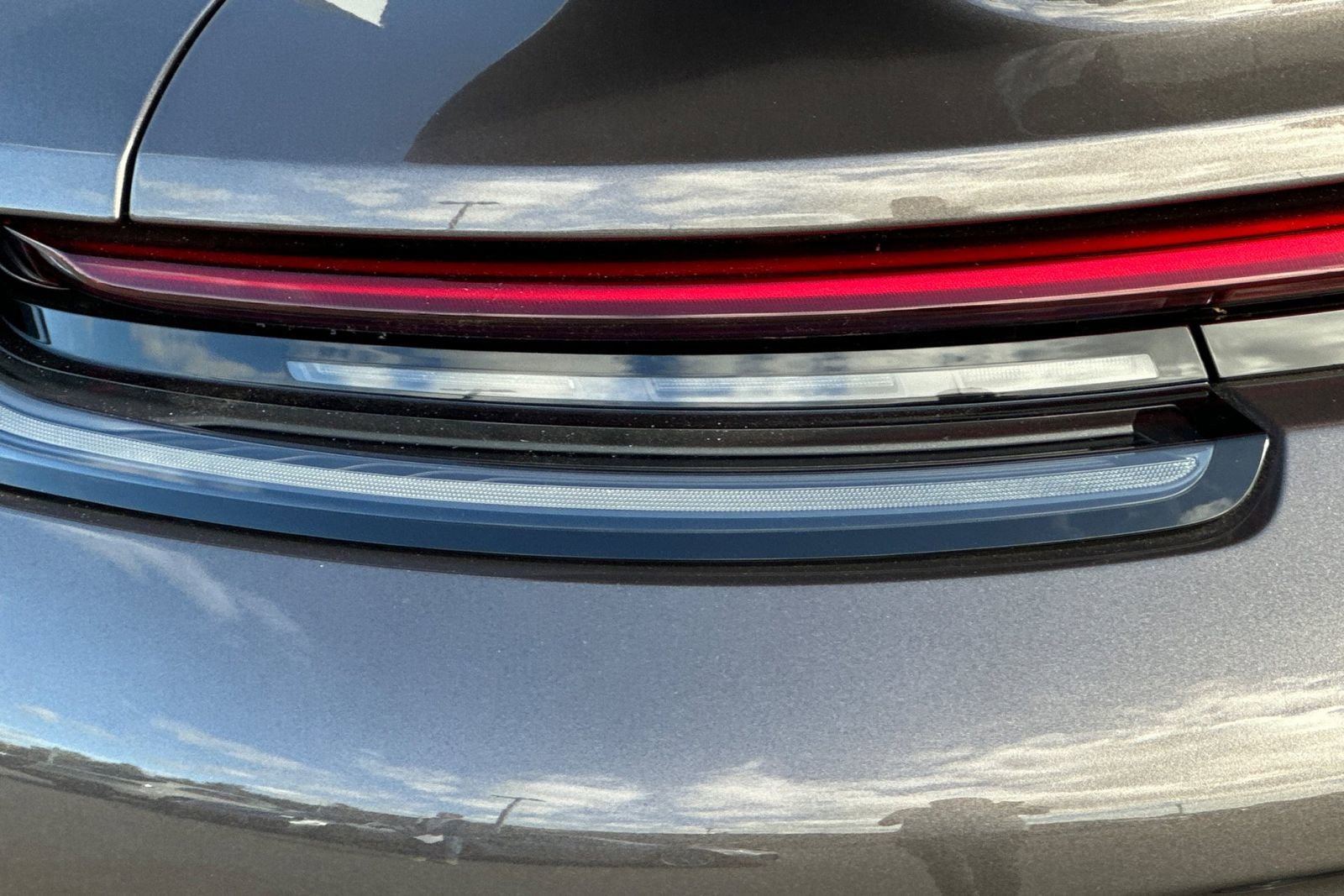 Used 2025 Porsche 911 Turbo image 37