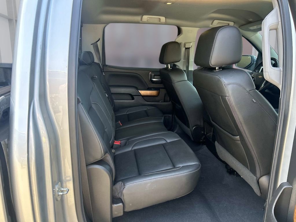 Used 2018 Chevrolet Silverado 1500 LTZ w/ LTZ Plus Package AWD/4WD image 14