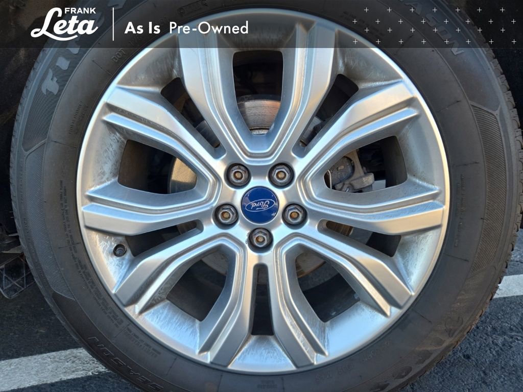 Used 2020 Ford Edge Titanium w/ Equipment Group 301A image 23