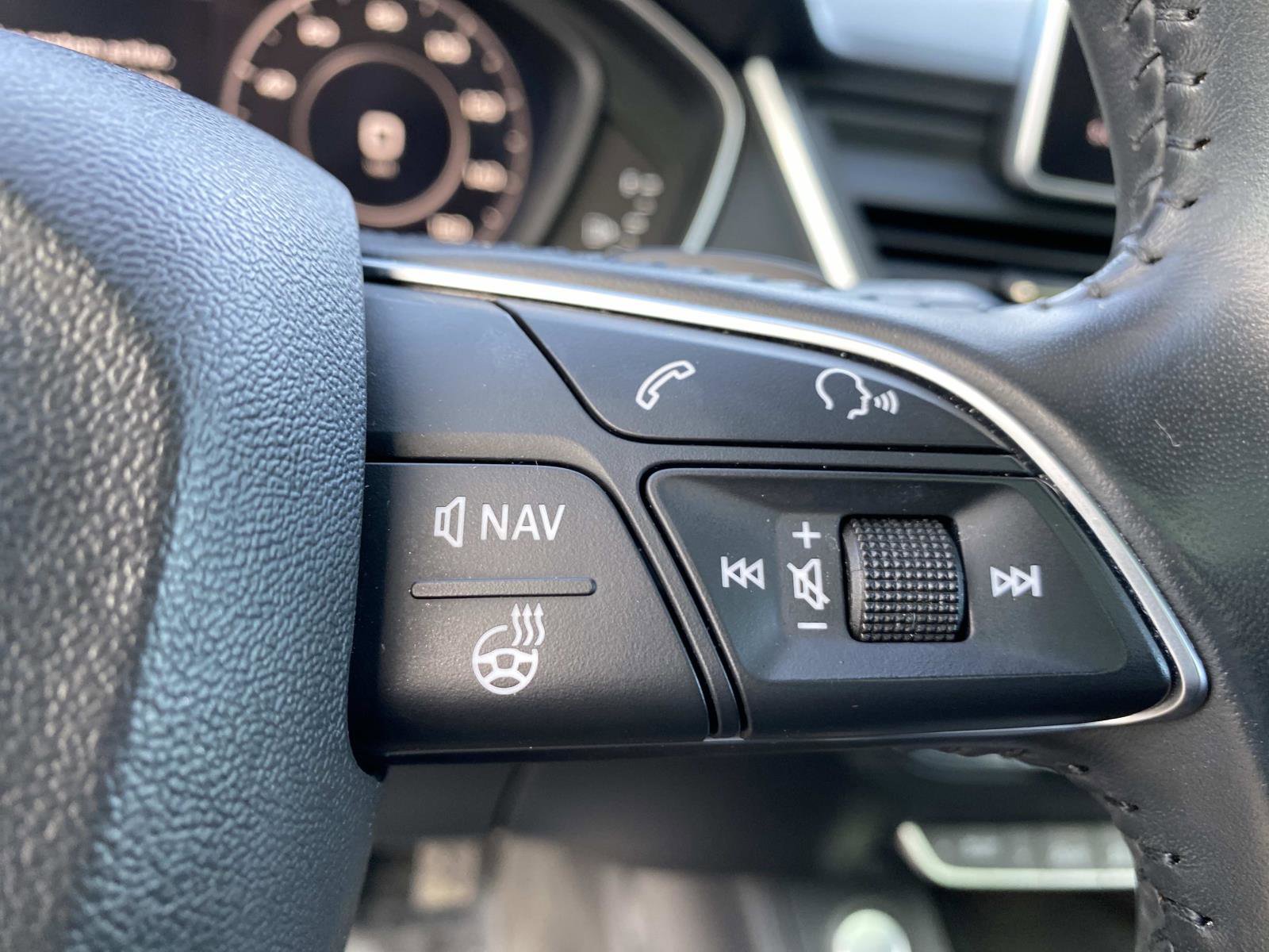 Used 2018 Audi Q5 2.0T Premium Plus w/ Premium Plus Package image 18