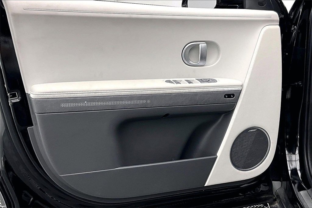 Used 2024 Hyundai Ioniq 5 Limited image 23