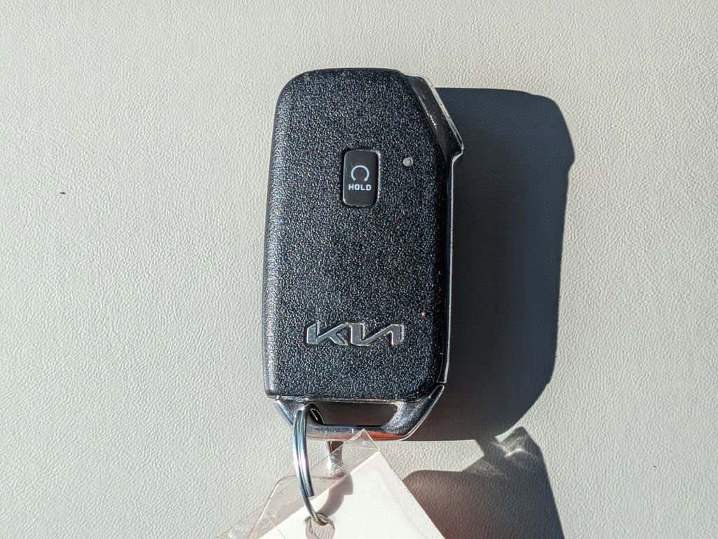 Used 2022 Kia Telluride EX w/ EX Premium Package FWD image 32