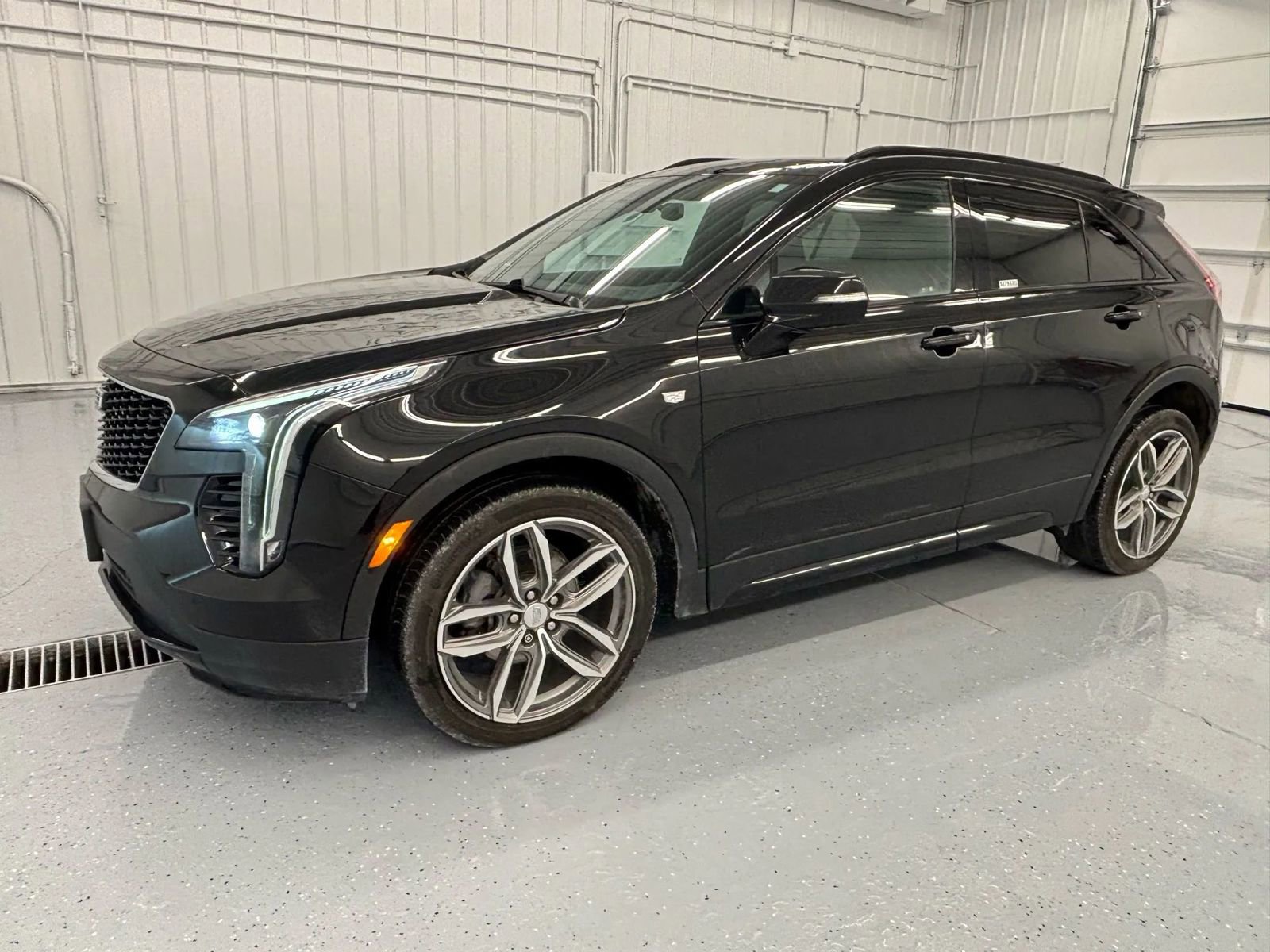 Used 2023 Cadillac XT4 Sport w/ Sun And Sound Package image 9