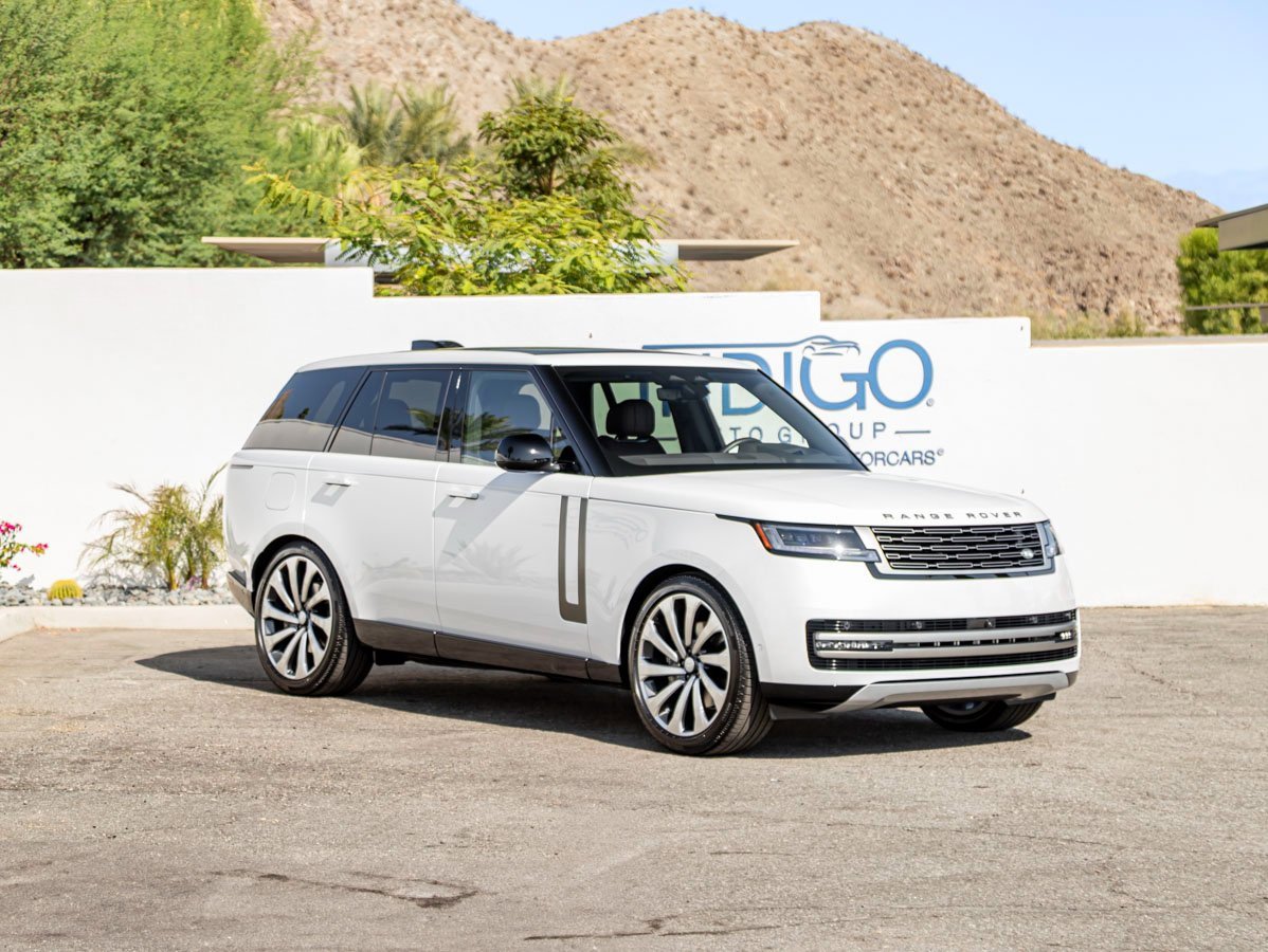 New 2025 Land Rover Range Rover SE image 4