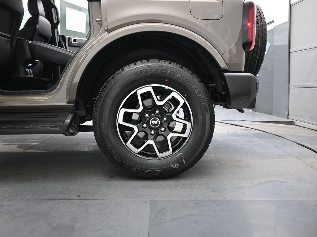 New 2026 Ford Bronco Outer Banks AWD/4WD image 21