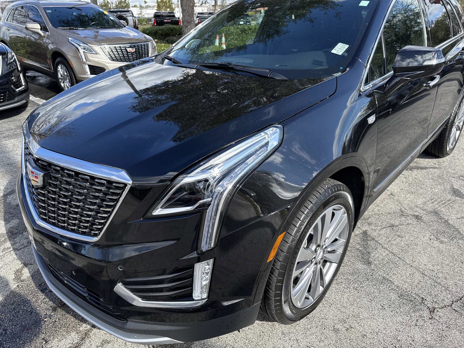 Used 2025 Cadillac XT5 Premium Luxury image 10