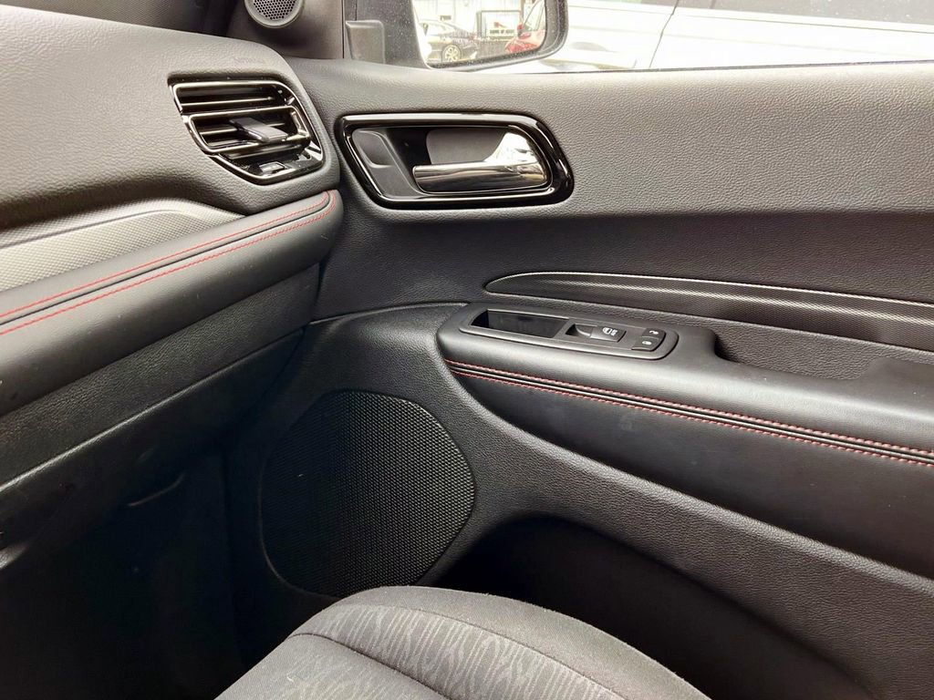 Used 2023 Dodge Durango GT w/ Blacktop Package AWD/4WD image 33
