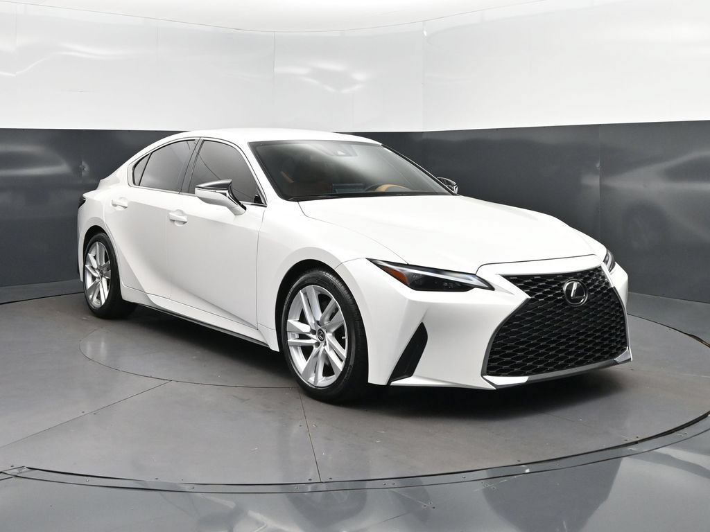 Certified 2022 Lexus IS 300 w/ Accessory Package RWD image 9