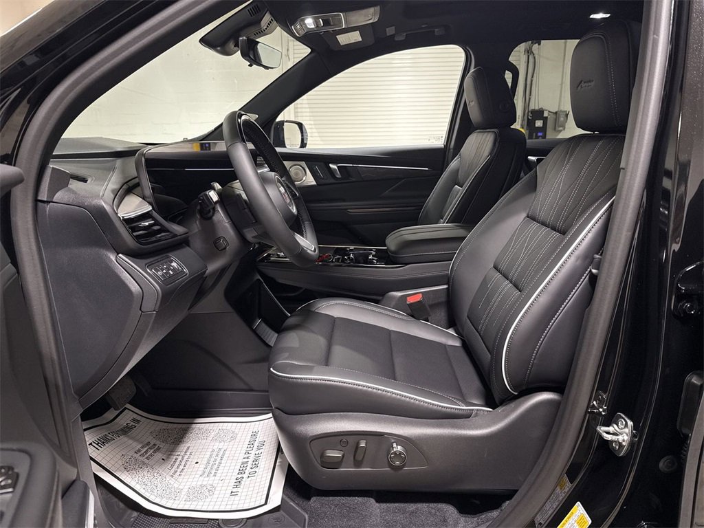 New 2026 Buick Enclave Avenir image 20