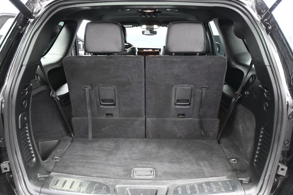 Used 2022 Dodge Durango R/T w/ Blacktop Package AWD/4WD image 28