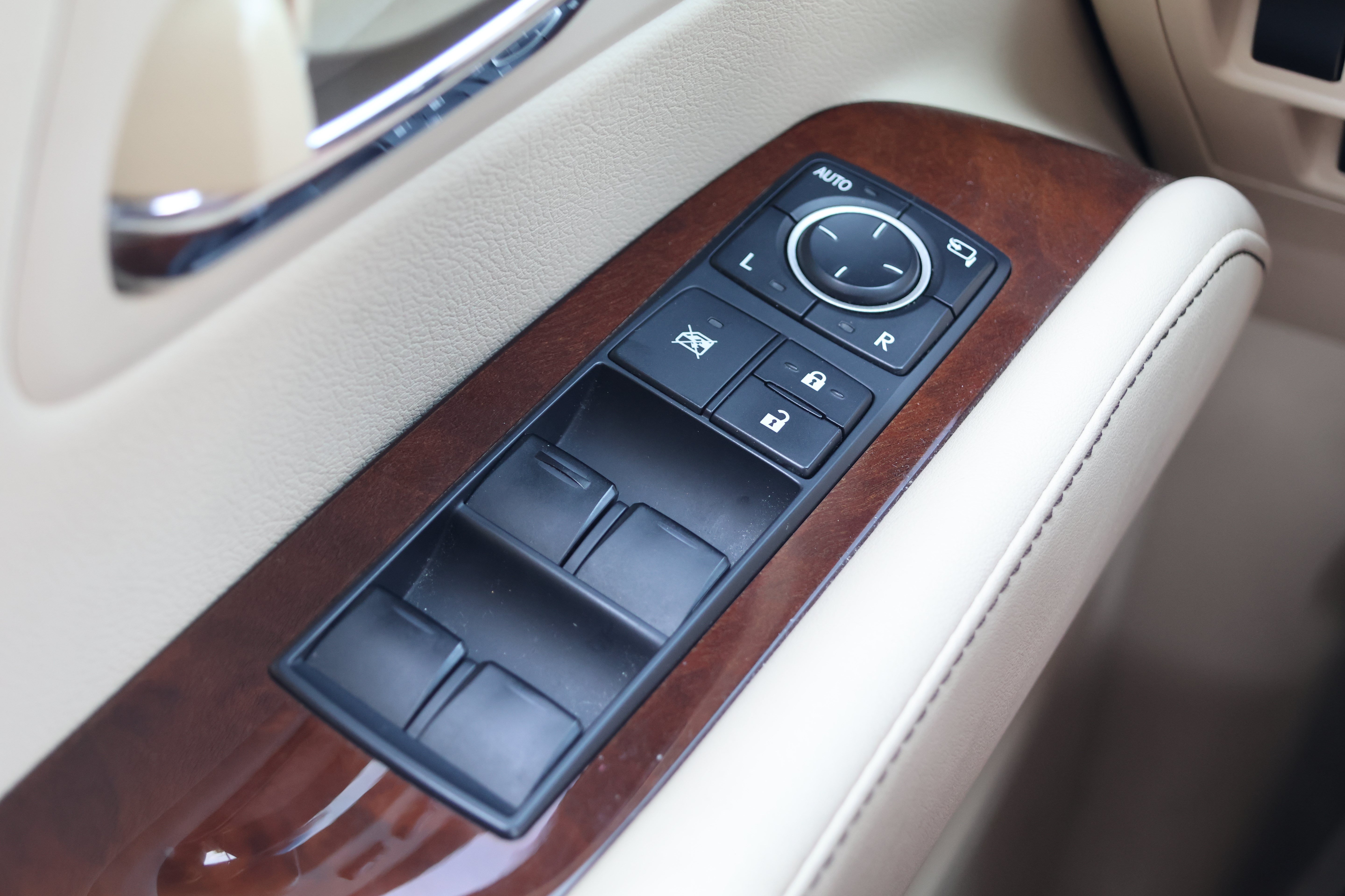 Used 2013 Lexus RX 350 AWD w/ Premium Pkg image 14