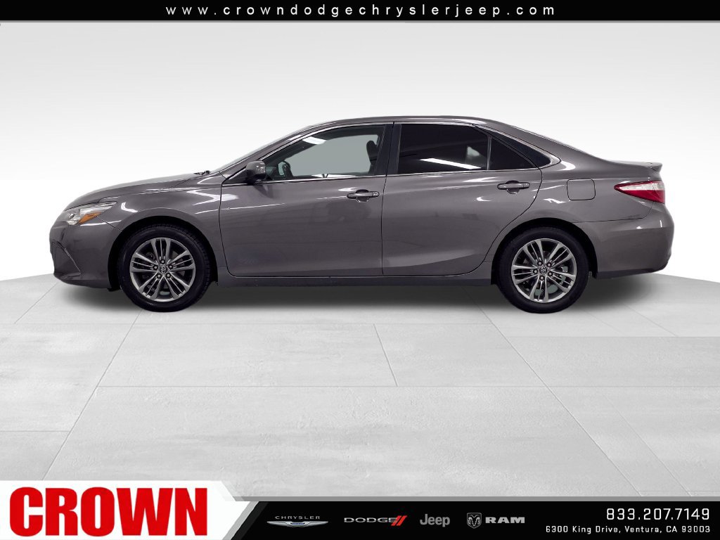 Used 2017 Toyota Camry SE FWD image 4