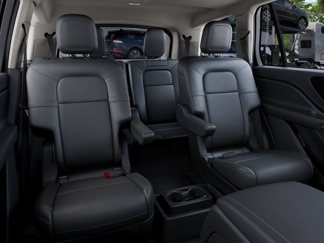New 2027 Lincoln Aviator AWD image 11