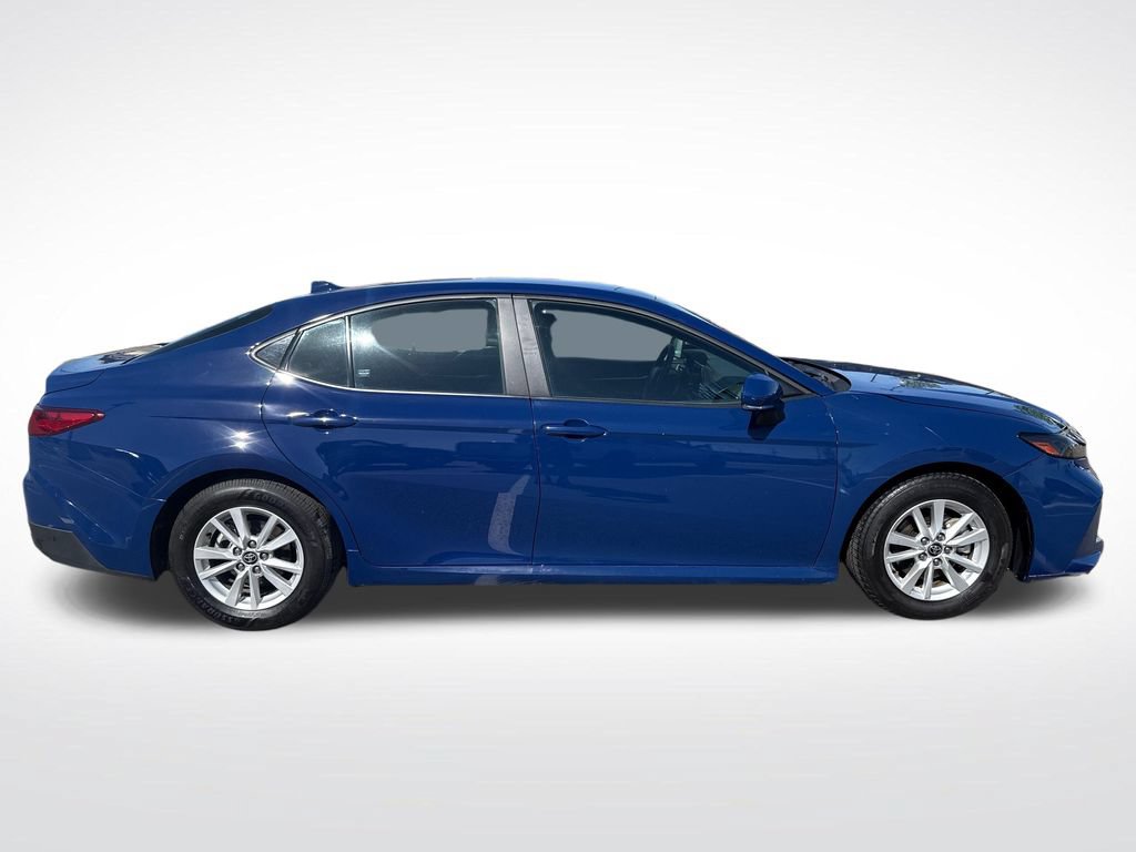 Used 2025 Toyota Camry LE FWD image 8