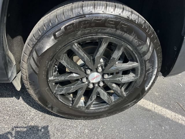 Used 2019 GMC Acadia SLT FWD image 14