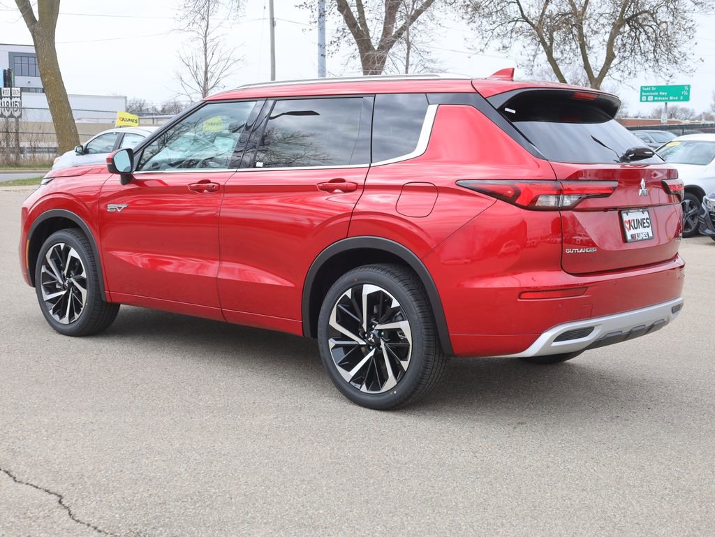 New 2025 Mitsubishi Outlander SEL image 7