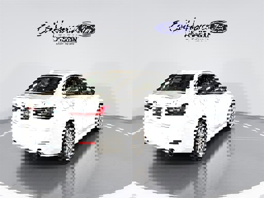 Used 2024 BMW 330i xDrive 330i xDrive Convenience w/ Convenience Package image 8