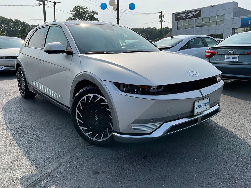 Used 2024 Hyundai Ioniq 5 Limited image 54