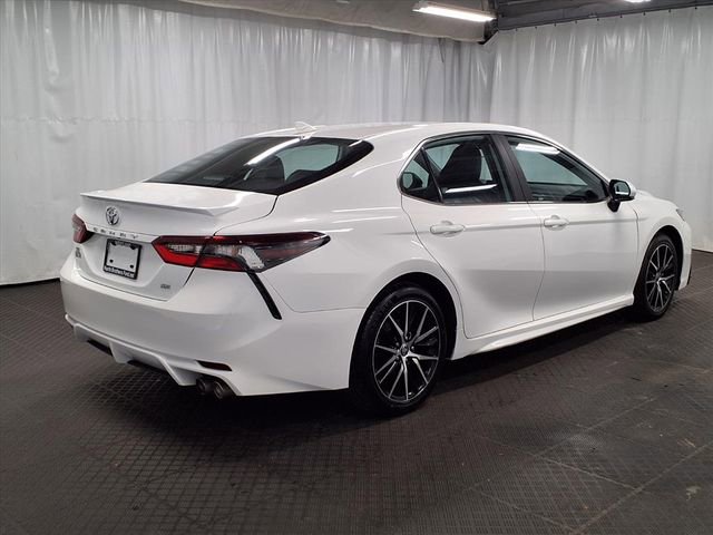 Used 2024 Toyota Camry SE FWD image 22