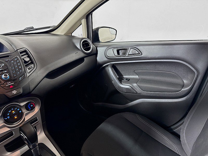 Used 2018 Ford Fiesta SE FWD image 22