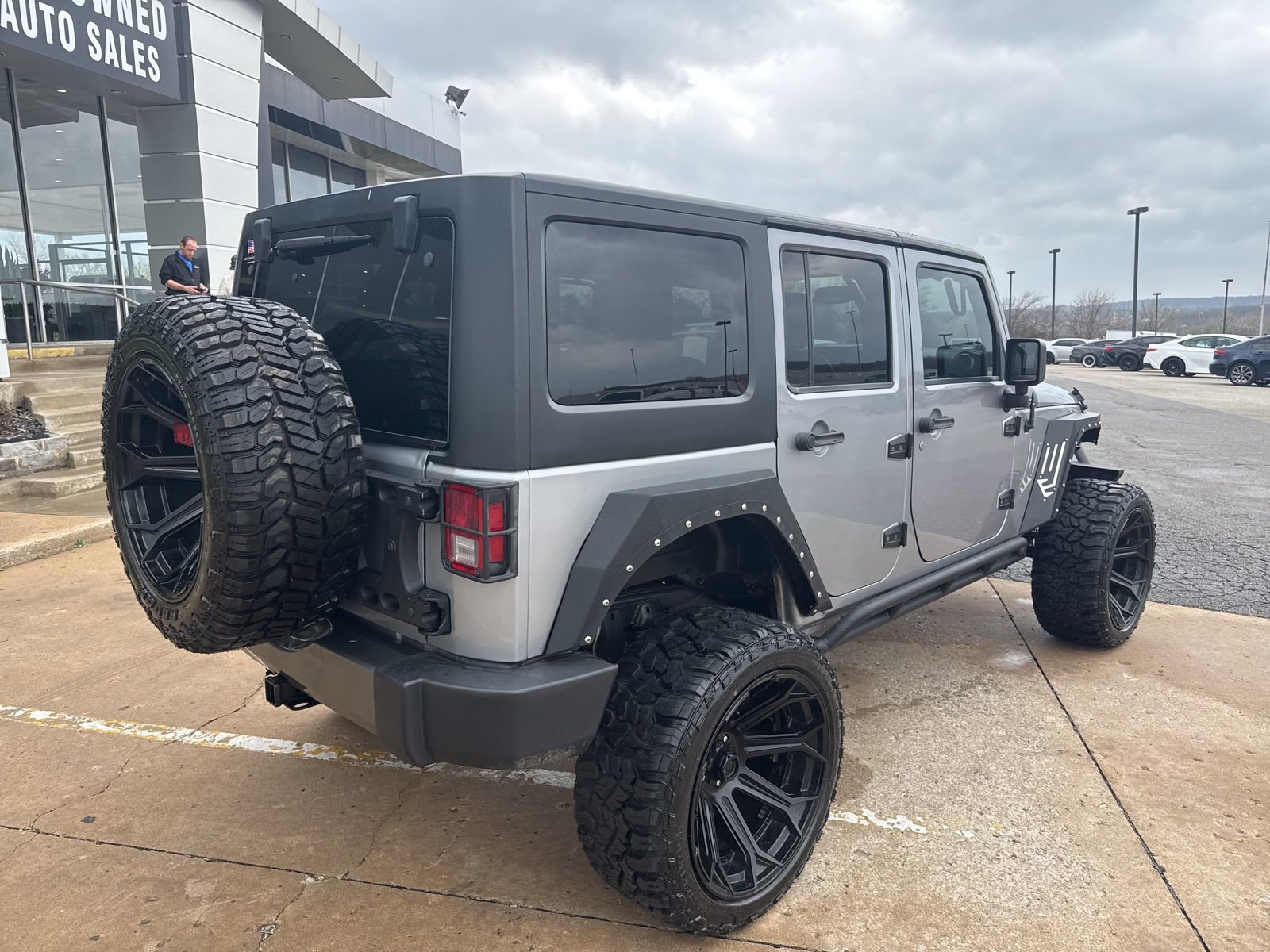 Used 2015 Jeep Wrangler Unlimited Sport image 3