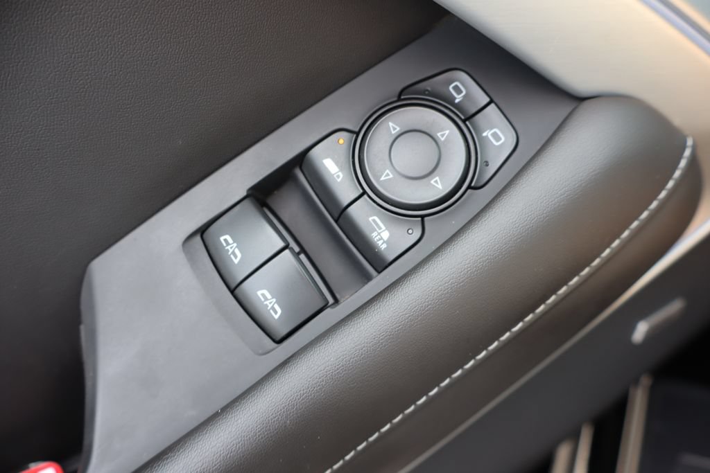 Used 2022 Chevrolet Camaro SS RWD image 20