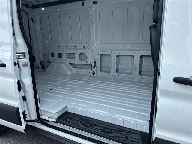 New 2025 Ford Transit 250 148 Medium Roof image 14
