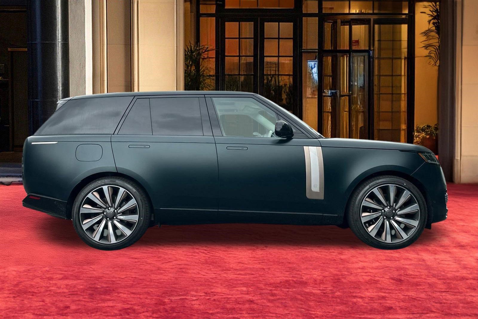 New 2026 Land Rover Range Rover SV image 7