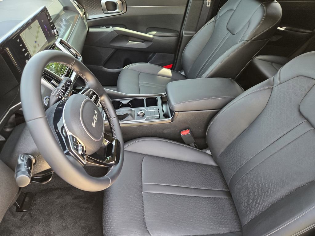 Certified 2022 Kia Sorento S w/ Panoramic Sunroof Package FWD image 18