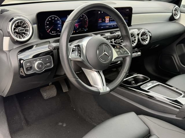 Used 2025 Mercedes-Benz CLA 250 image 16