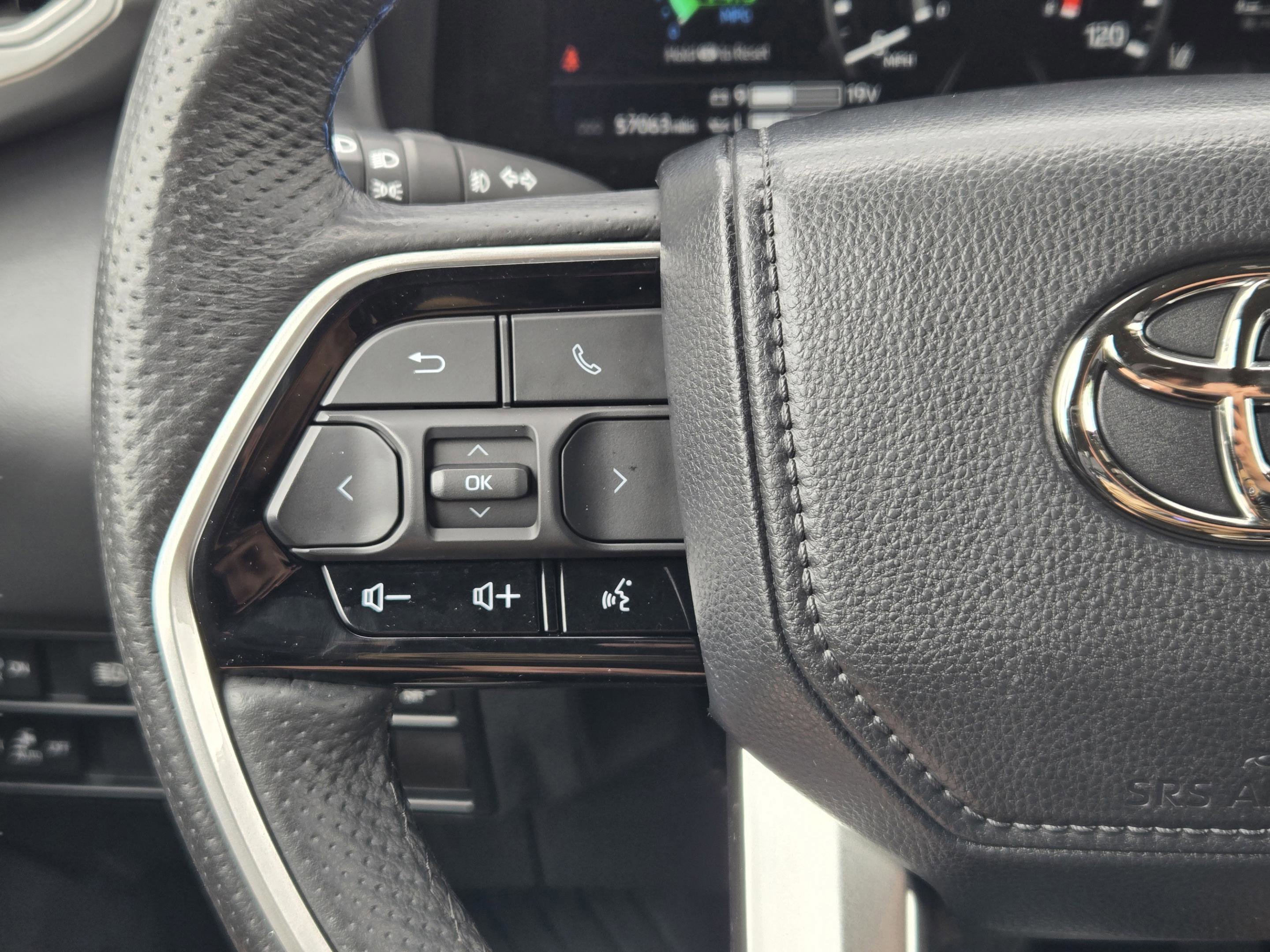 Used 2023 Toyota Tundra Platinum AWD/4WD image 25