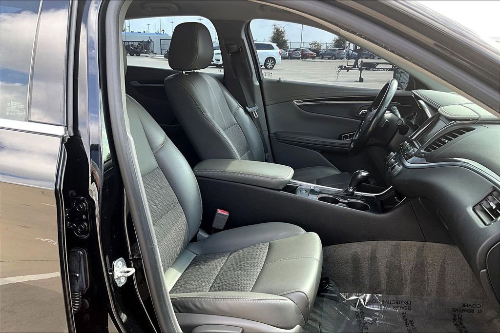Used 2018 Chevrolet Impala LT image 10