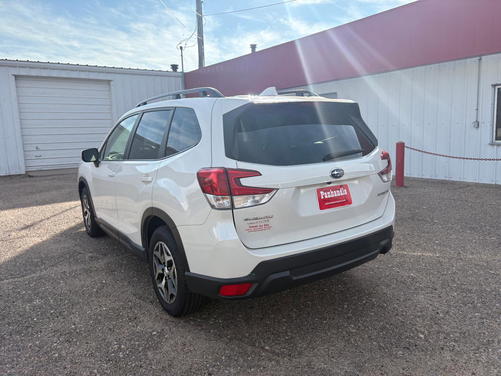 Used 2022 Subaru Forester Premium image 3