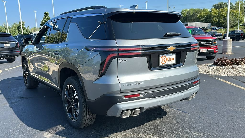 New 2027 Chevrolet Traverse LT w/ Sun and Wheel Package FWD image 6