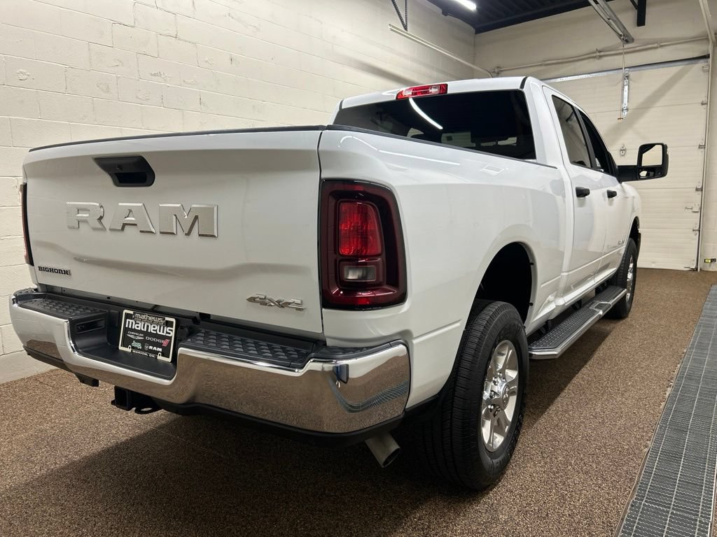 Used 2025 RAM 2500 Big Horn AWD/4WD image 2