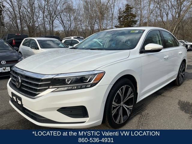 Used 2020 Volkswagen Passat 2.0T SEL FWD image 2