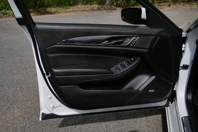 Used 2017 Cadillac CTS Vsport Premium Luxury image 28