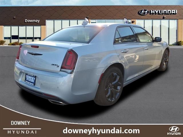 Used 2023 Chrysler 300 S image 3