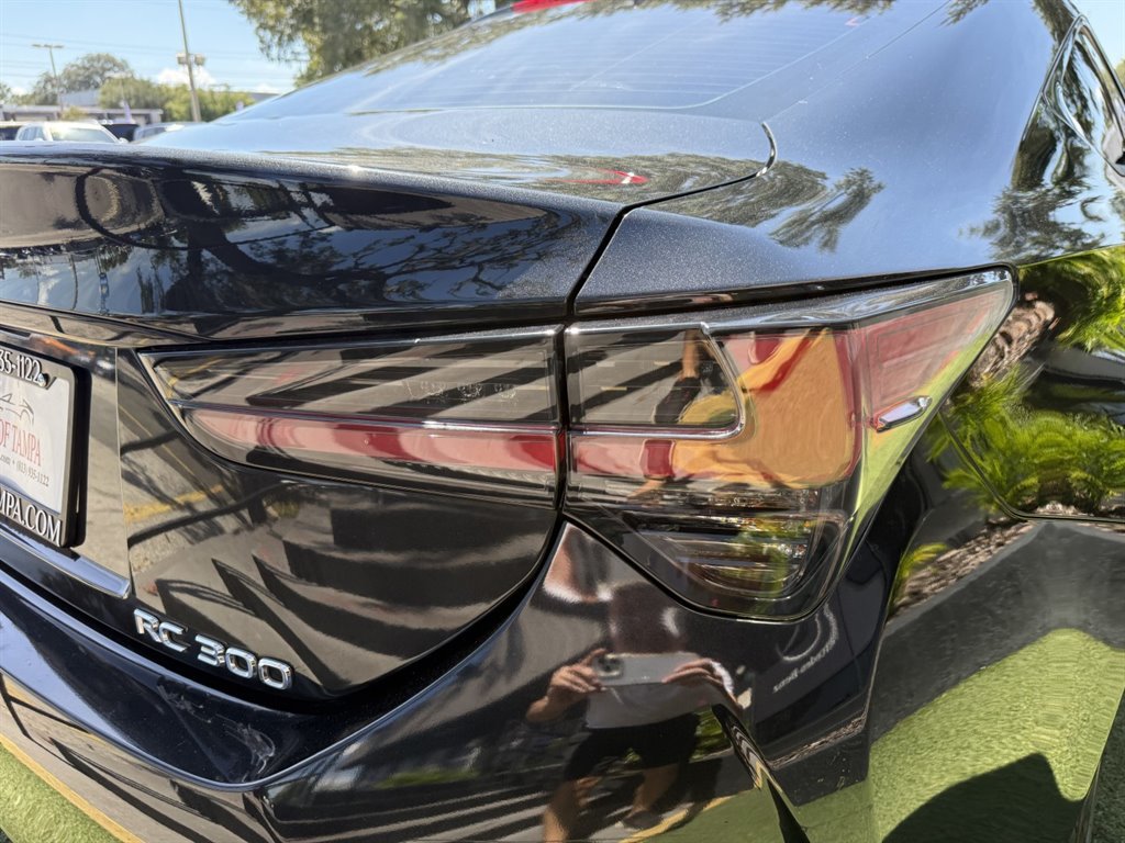 Used 2020 Lexus RC 300 w/ Accessory Package RWD image 12