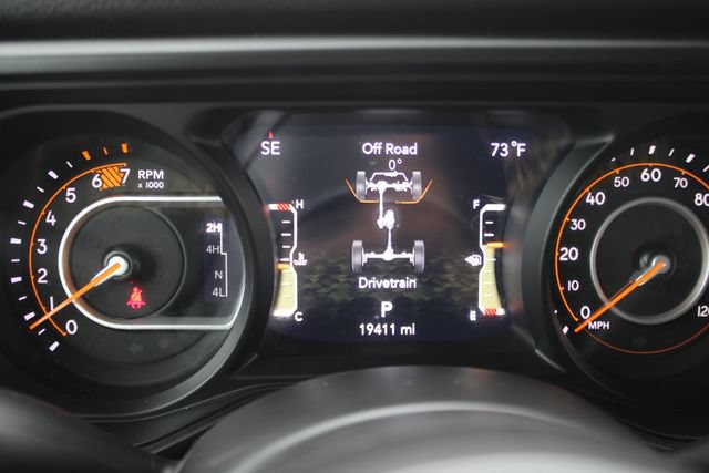 Used 2024 Jeep Wrangler Unlimited Sport AWD/4WD image 17