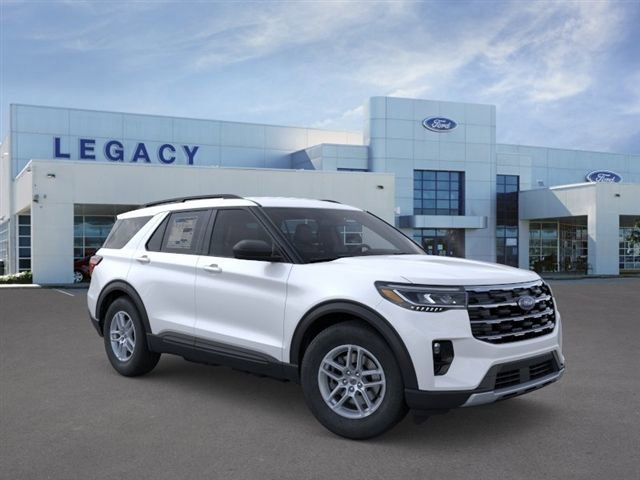 New 2026 Ford Explorer Active w/ Active Comfort Package image 7
