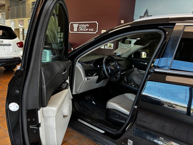 Used 2019 Cadillac XT4 Premium Luxury image 16