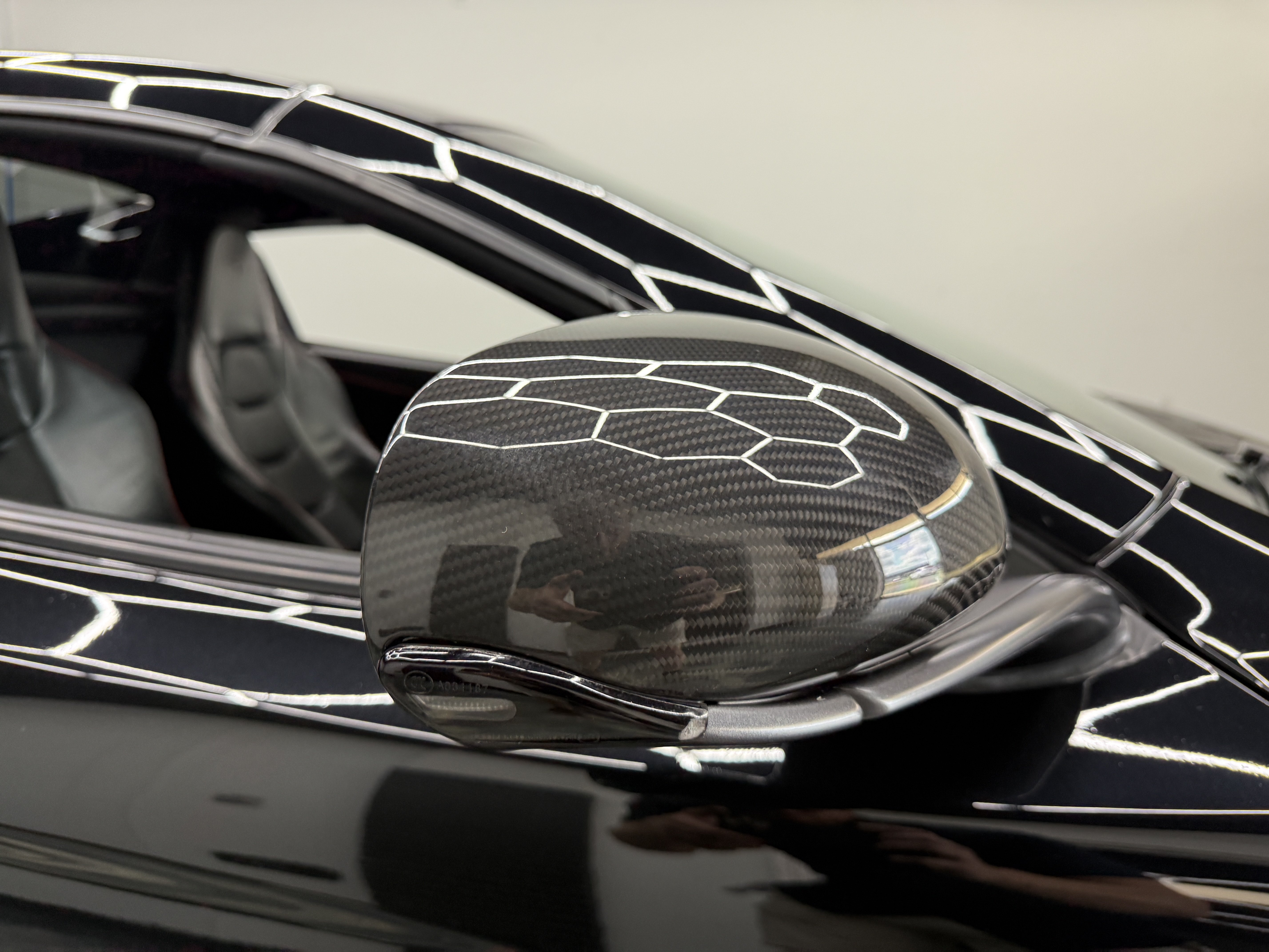 Used 2016 McLaren 650S Spider RWD image 44