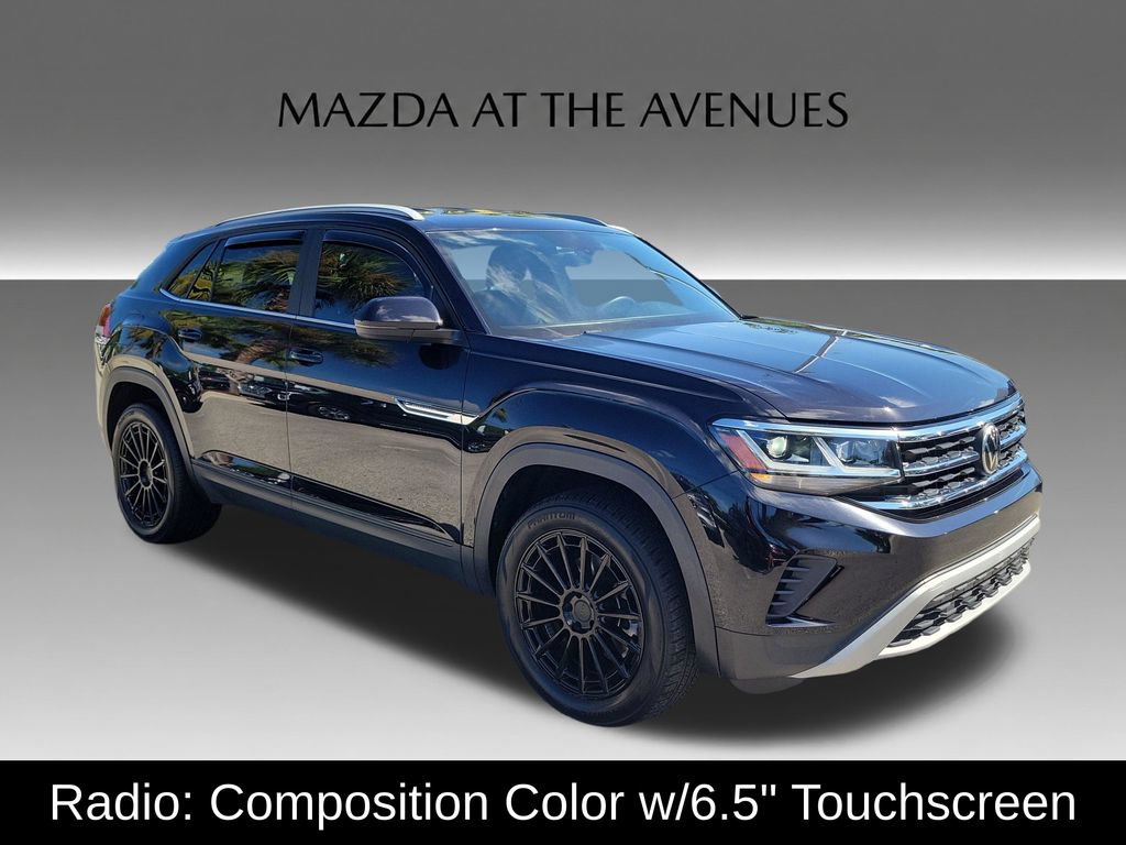 Used 2022 Volkswagen Atlas Cross Sport SE FWD image 3