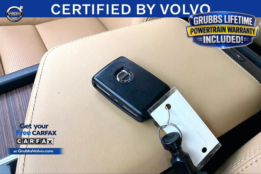 Used 2023 Volvo XC60 T8 Ultimate w/ Climate Package AWD/4WD image 11