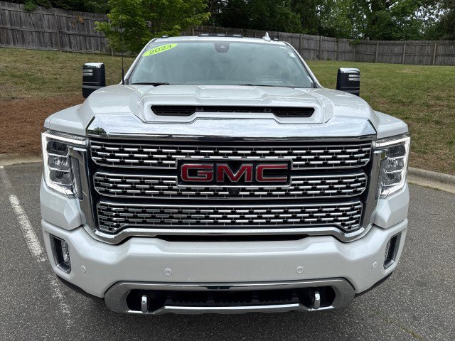 Used 2023 GMC Sierra 3500 Denali w/ Denali Ultimate Package AWD/4WD image 2