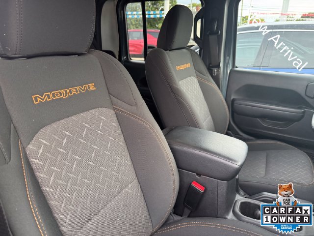 Used 2024 Jeep Gladiator Mojave w/ Technology Group AWD/4WD image 10