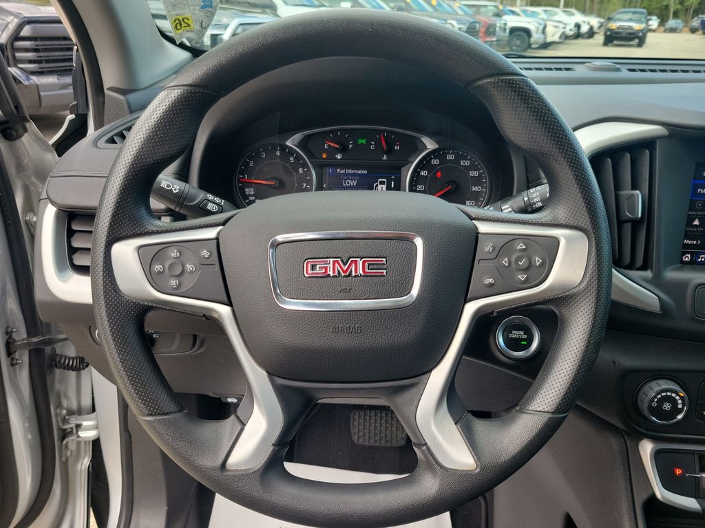 Used 2022 GMC Terrain SLE image 17