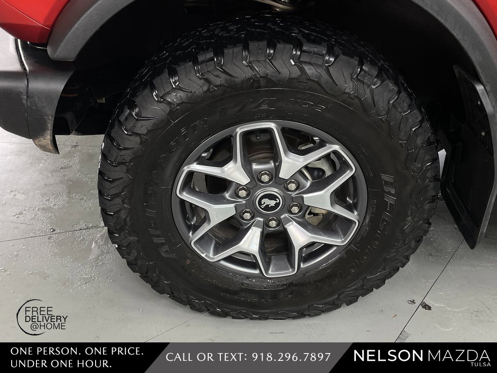 Used 2023 Ford Bronco Badlands image 11